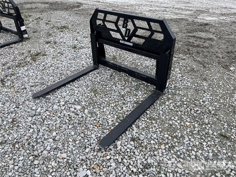 Blue Diamond 42 in Skid Steer Forks شوكات