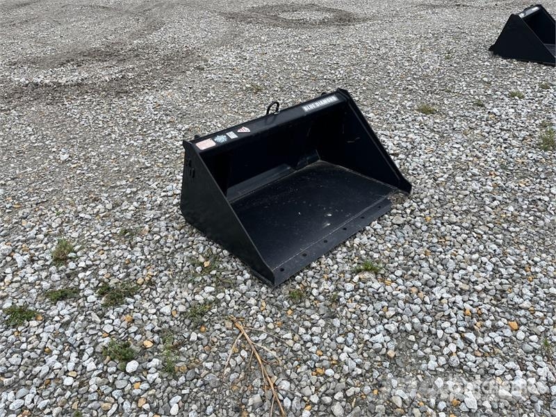 Blue Diamond 44 in General Purpose Skid Steer Bucket دلاء