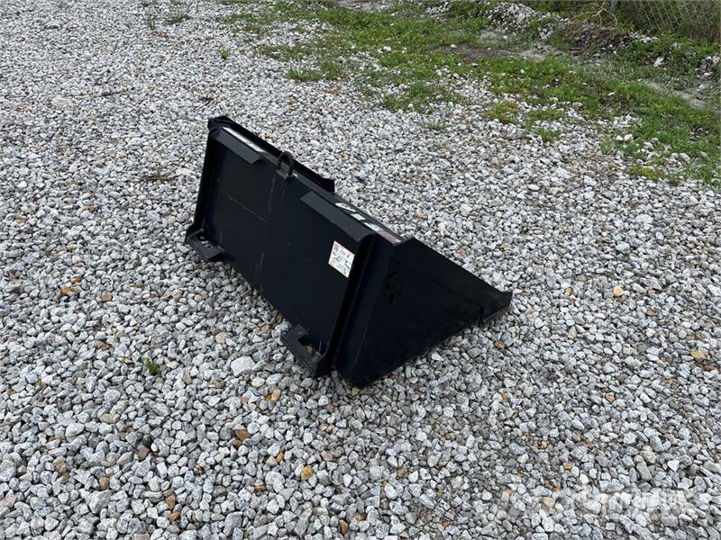 Blue Diamond 44 in General Purpose Skid Steer Bucket دلاء