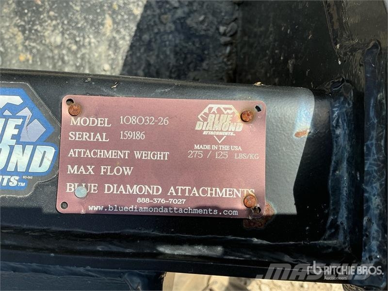 Blue Diamond 44 in Skid Steer Bucket Benne