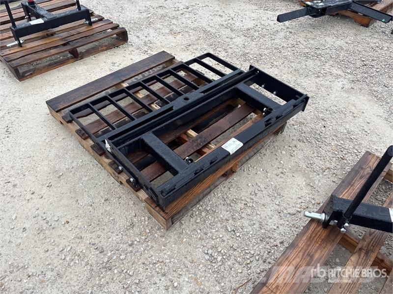 Blue Diamond 46 in Skid Steer Bale Spear Egyéb alkatrészek