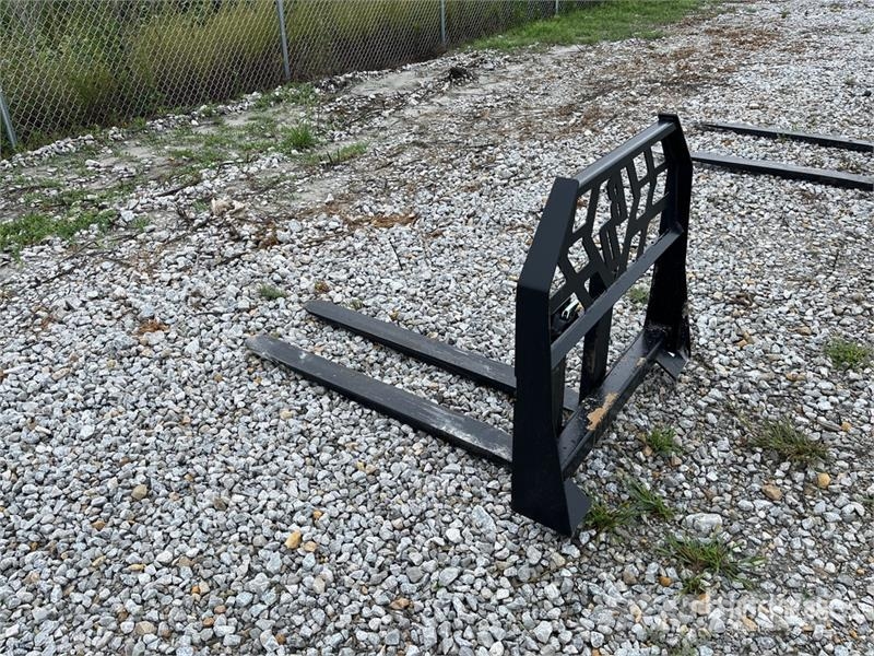 Blue Diamond 48 in Mini Skid Steer Forks Fourche