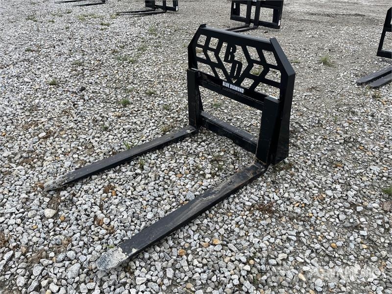 Blue Diamond 48 in Mini Skid Steer Forks Fourche