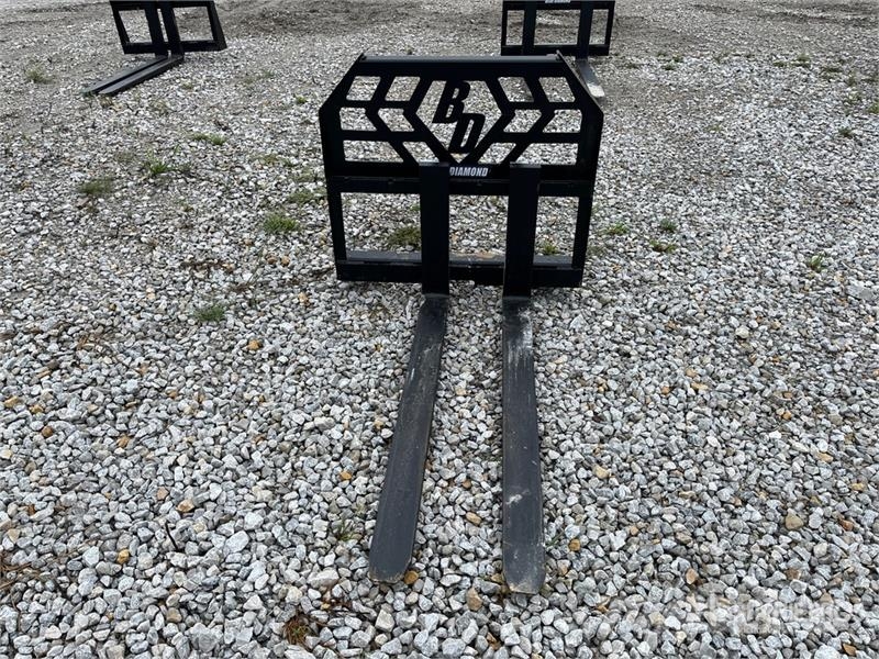 Blue Diamond 48 in Mini Skid Steer Forks Fourche
