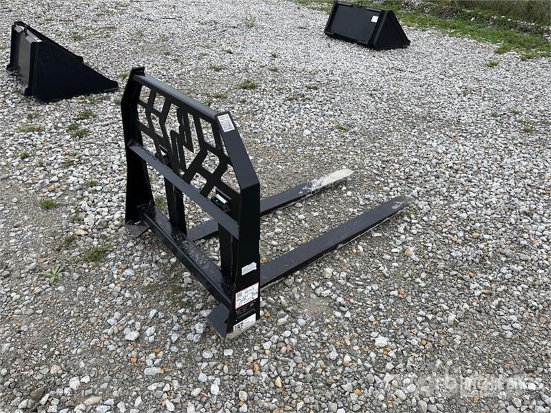 Blue Diamond 48 in Mini Skid Steer Forks Fourche