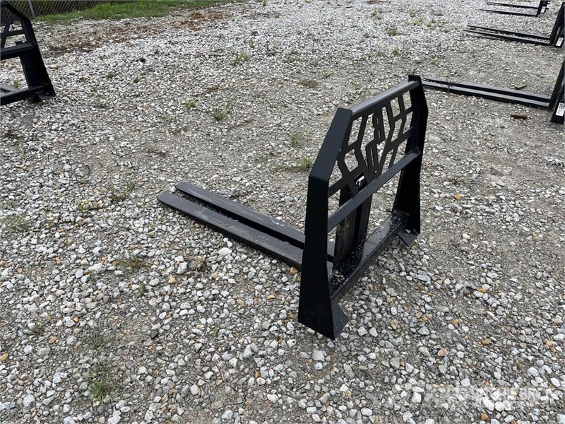 Blue Diamond 48 in Mini Skid Steer Forks Fourche