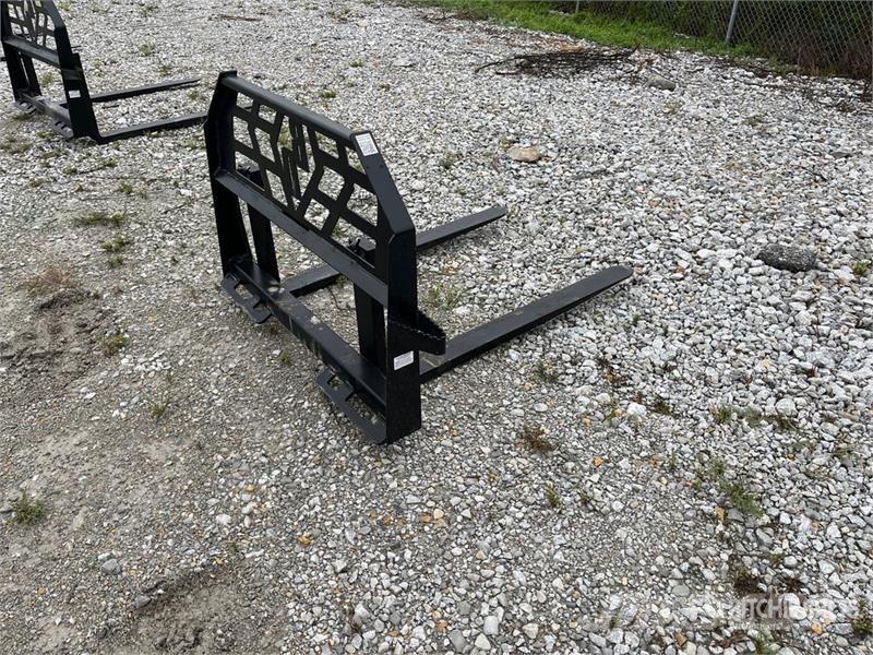 Blue Diamond 48 in Skid Steer Forks شوكات