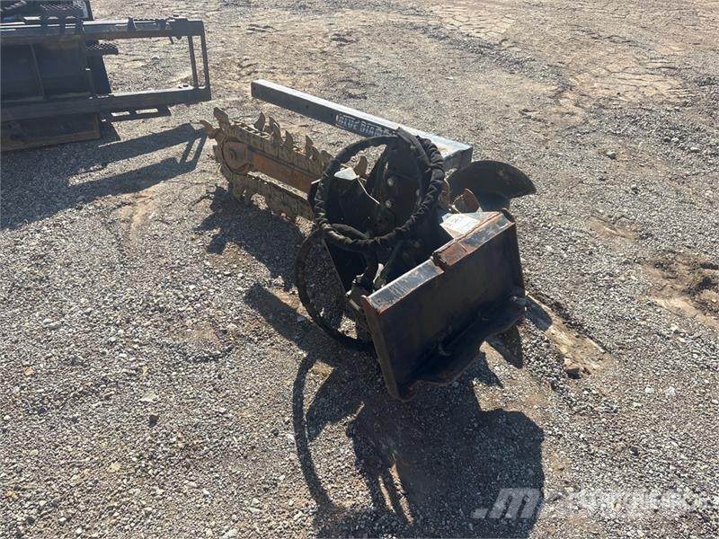 Blue Diamond 54 in Mini Skid Steer Trencher Zanjadoras