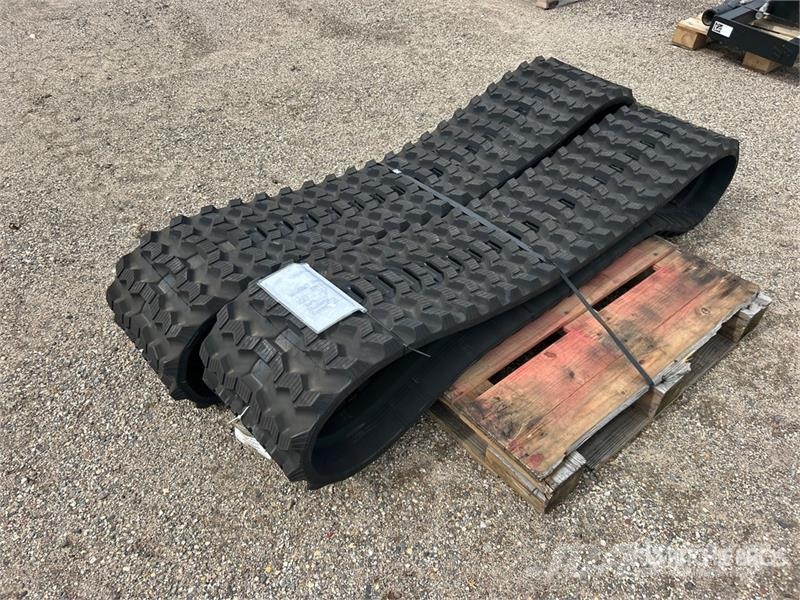 Blue Diamond Rubber 15in Compact Track Loader Tracks Altri componenti