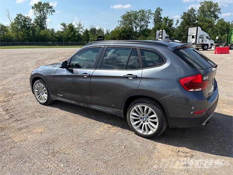 BMW X1 AWD SUV Automašīnas