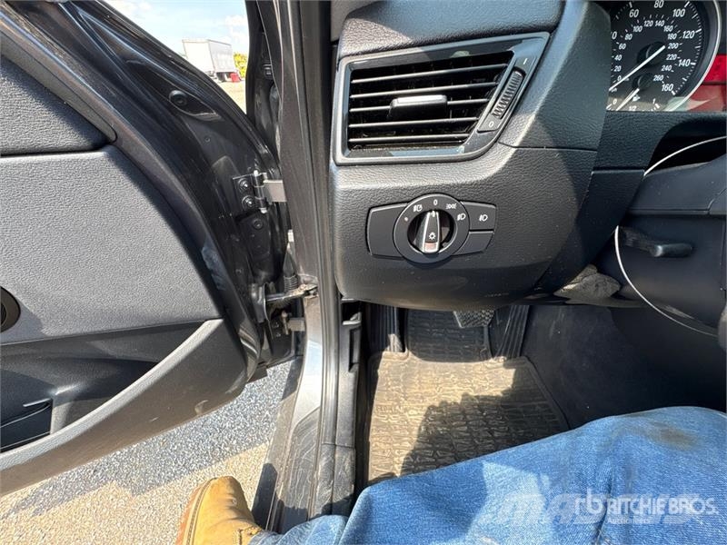 BMW X1 AWD SUV Automašīnas