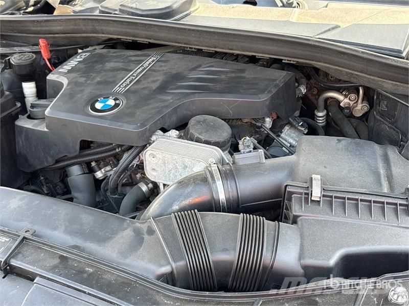 BMW X1 AWD SUV Automašīnas