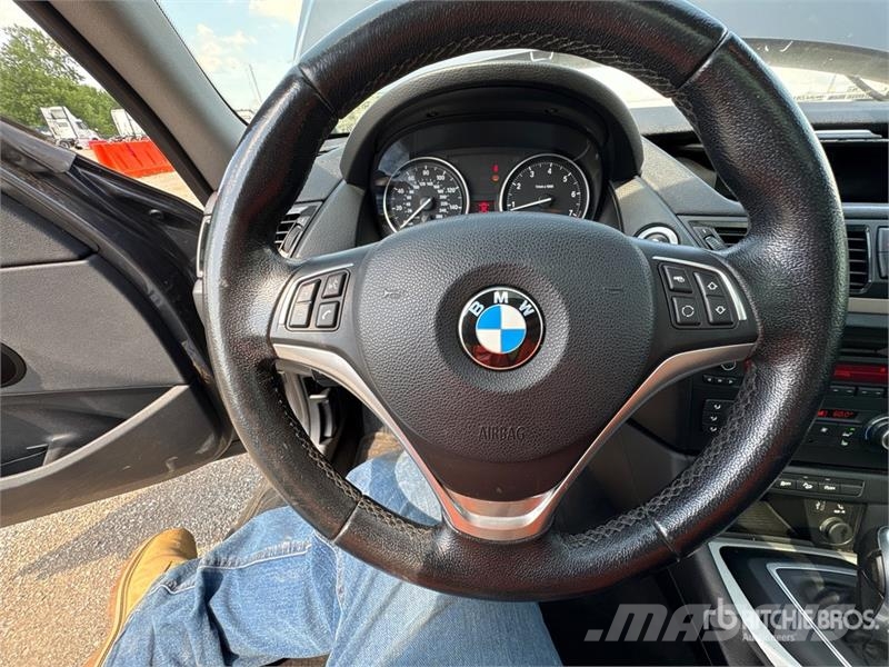 BMW X1 AWD SUV Automašīnas