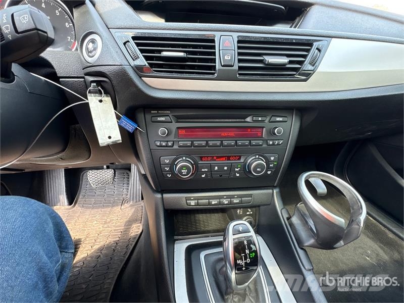 BMW X1 AWD SUV Automašīnas