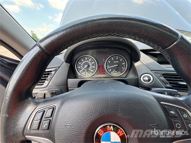 BMW X1 AWD SUV Automašīnas