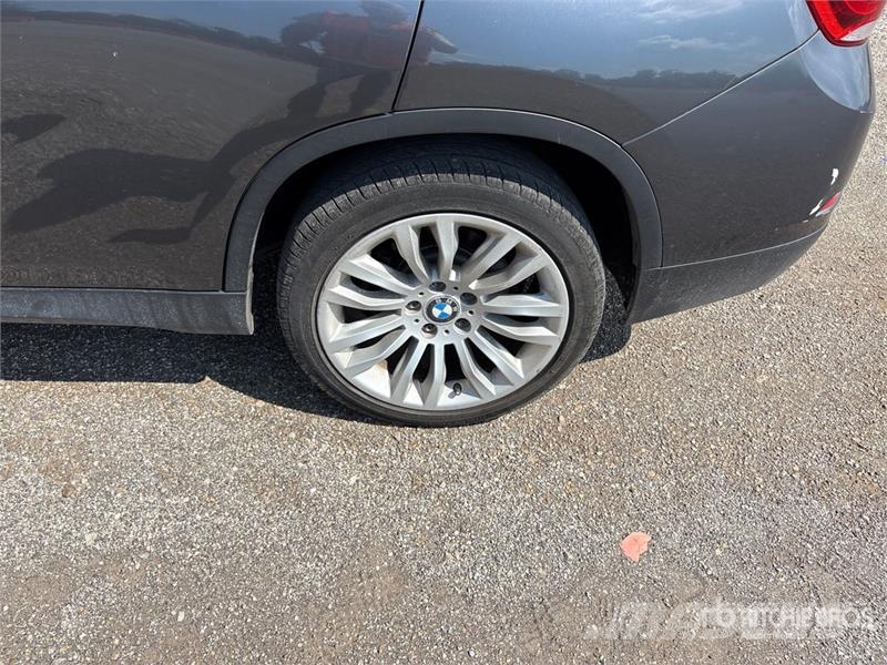 BMW X1 AWD SUV Automašīnas