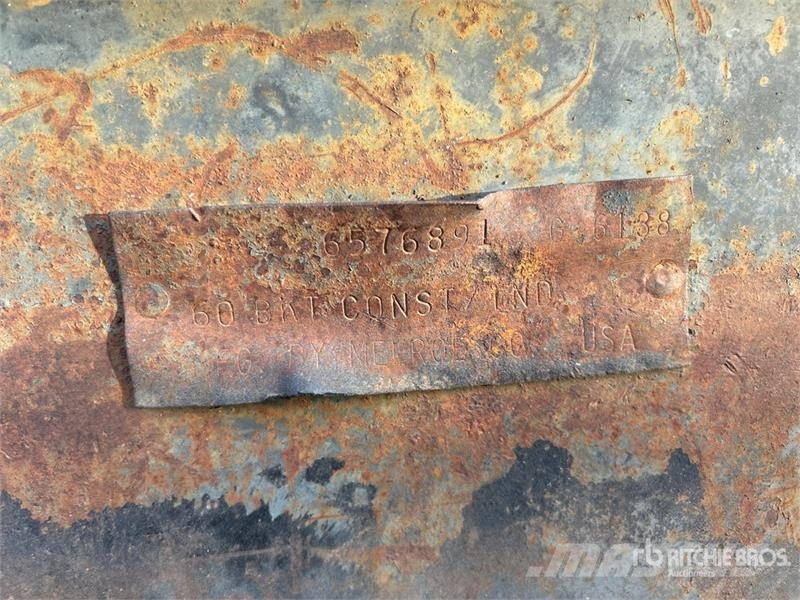 Bobcat 642B 滑移装载机