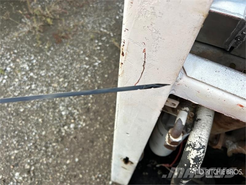 Bobcat 642B 滑移装载机
