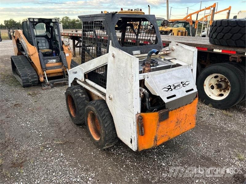 Bobcat 642B 滑移装载机