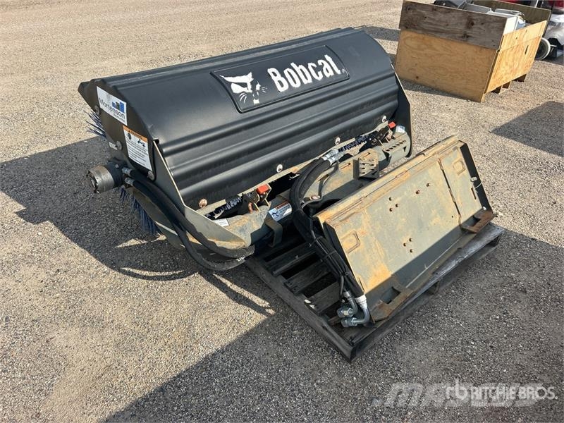 Bobcat 72 in Skid Steer Broom Børster