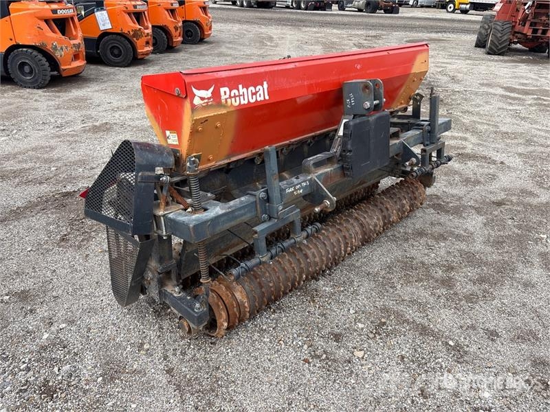 Bobcat 725DR 88 in Skid Steer Seeder Perfuradoras