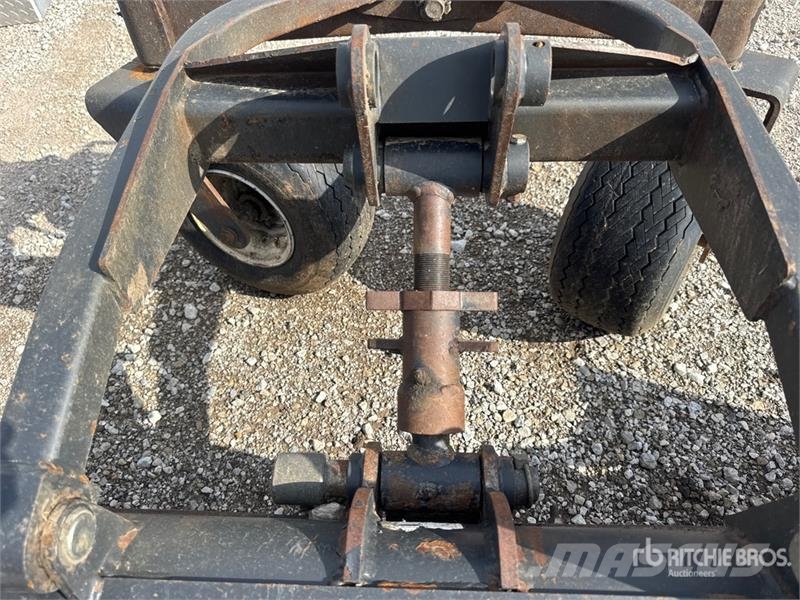Bobcat 72SCM 74 in Skid Steer Power Rake Rendkészítő