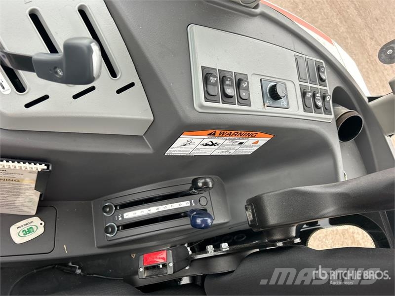 Bobcat CT5555 4WD Utility Tractor Compact tractors