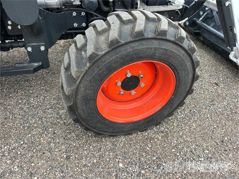 Bobcat CT5555 4WD Utility Tractor Compact tractors