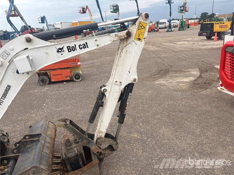Bobcat E20 小型挖土機/掘鑿機<7t(小型挖掘機)