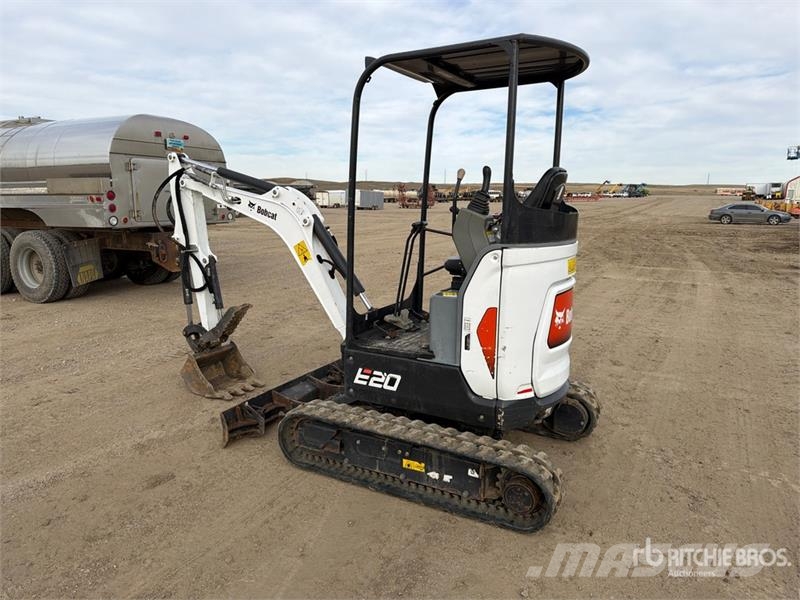 Bobcat E20 소형 굴삭기 7톤 미만
