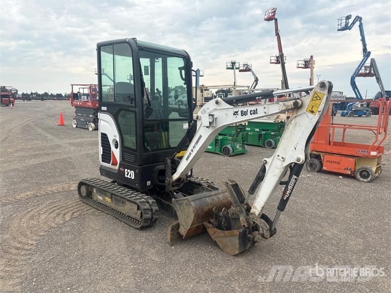 Bobcat E20 小型挖土機/掘鑿機<7t(小型挖掘機)
