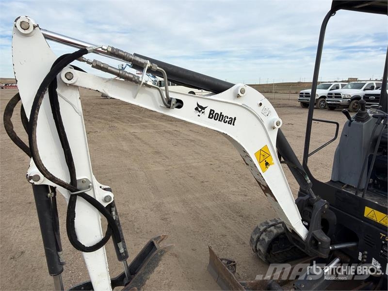 Bobcat E20 소형 굴삭기 7톤 미만