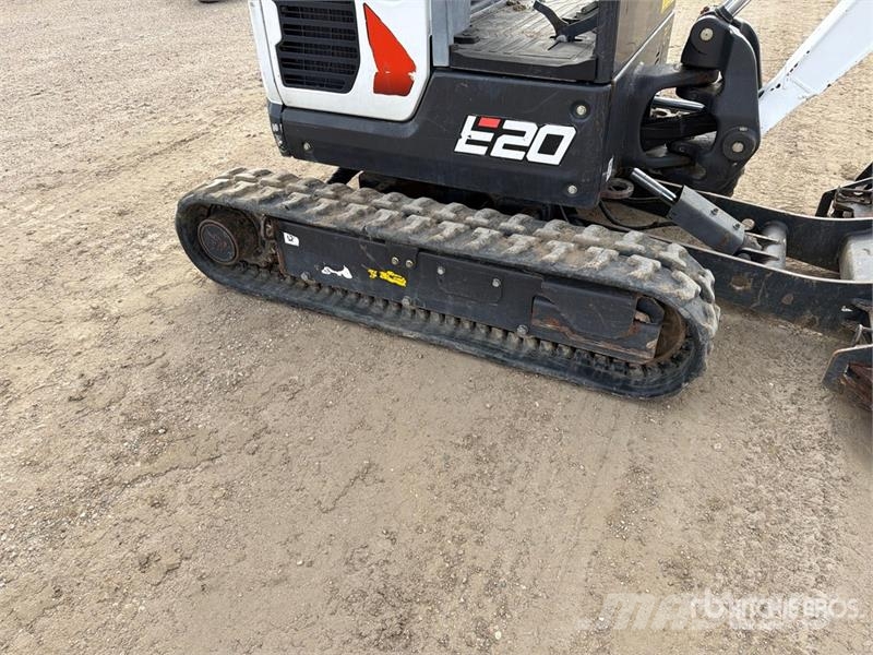 Bobcat E20 소형 굴삭기 7톤 미만