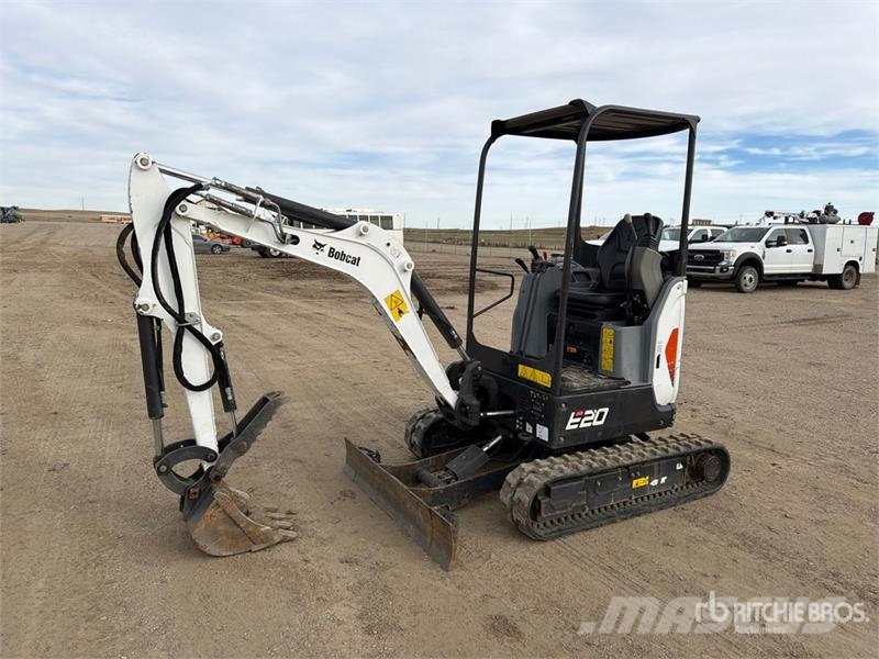 Bobcat E20 소형 굴삭기 7톤 미만
