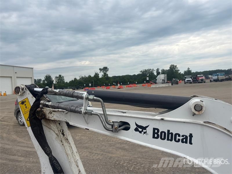 Bobcat E20 小型挖土機/掘鑿機<7t(小型挖掘機)