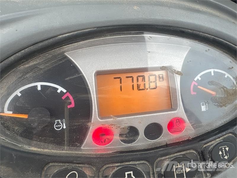 Bobcat E20 小型挖土機/掘鑿機<7t(小型挖掘機)