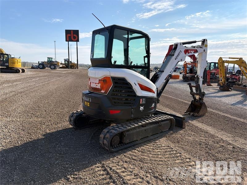 Bobcat E35 Mini ekskavatori < 7 t