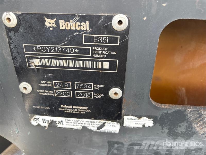 Bobcat E35I ミニ油圧ショベル 7t以下(ミニユンボ・ミニディガー)