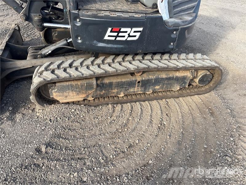 Bobcat E35I ミニ油圧ショベル 7t以下(ミニユンボ・ミニディガー)