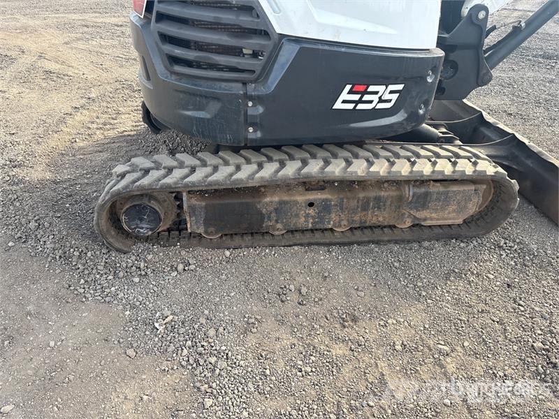 Bobcat E35I ミニ油圧ショベル 7t以下(ミニユンボ・ミニディガー)