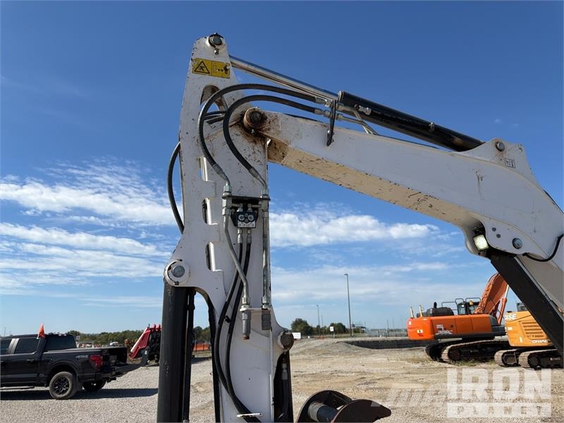 Bobcat E60 Mini Excavator 小型挖掘机