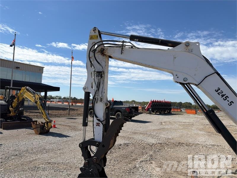 Bobcat E60 Mini Excavator 小型挖掘机