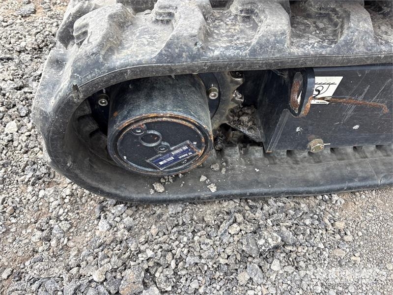 Bobcat Green Machine e320 Electric Mini Excavator 小型挖土機/掘鑿機<7t(小型挖掘機)