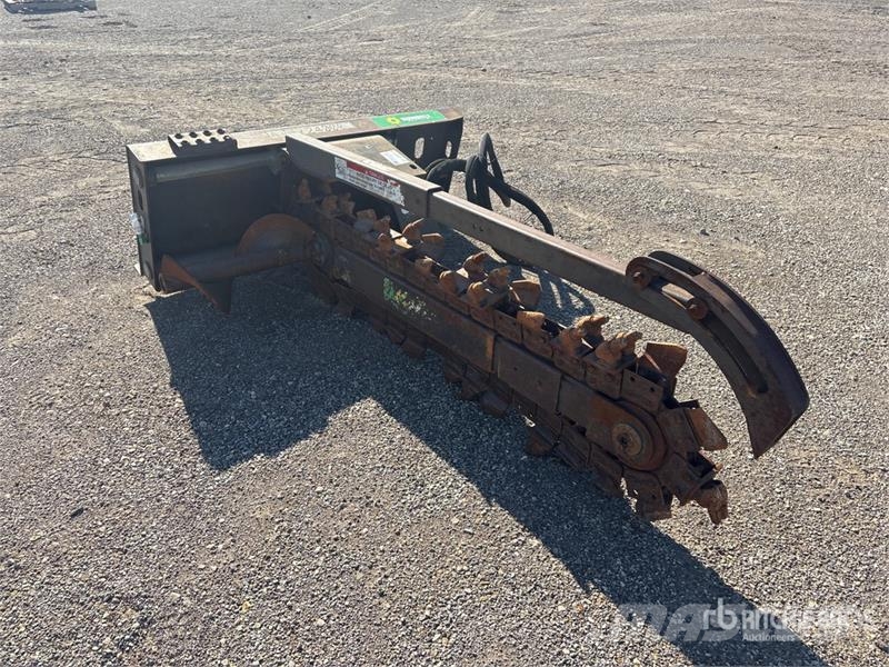 Bobcat LT313 72 in Skid Steer Trencher Траншеекопатели