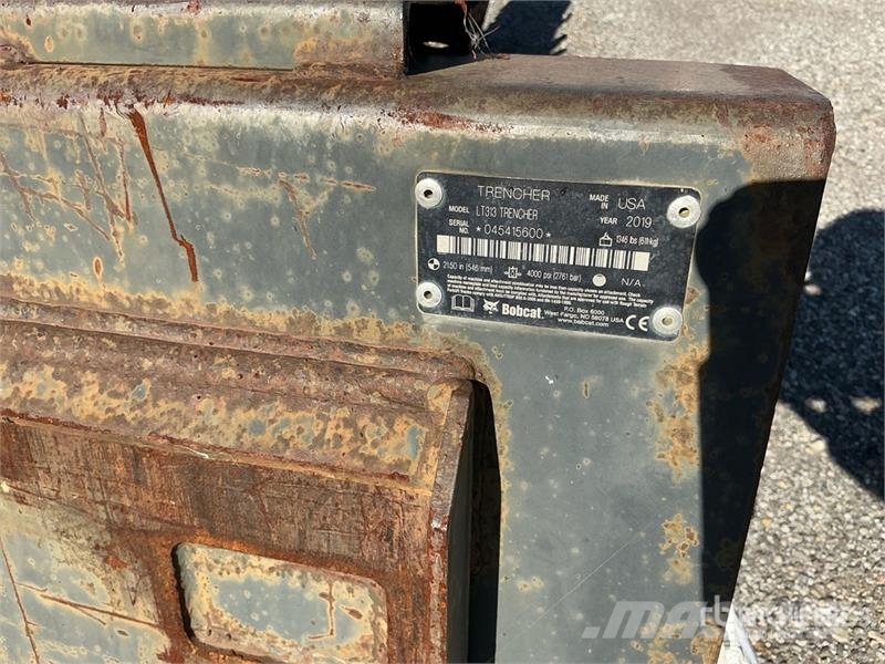 Bobcat LT313 72 in Skid Steer Trencher Траншеекопатели