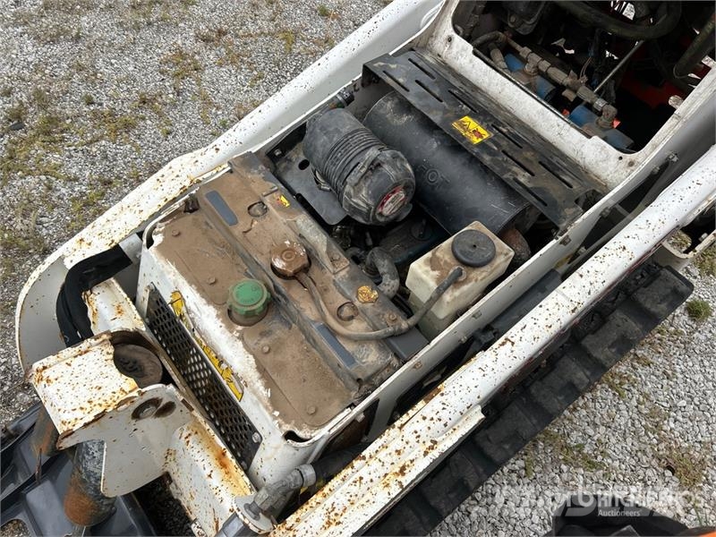Bobcat MT100 Mini Compact Track Loader Skid steer mini nakladalci