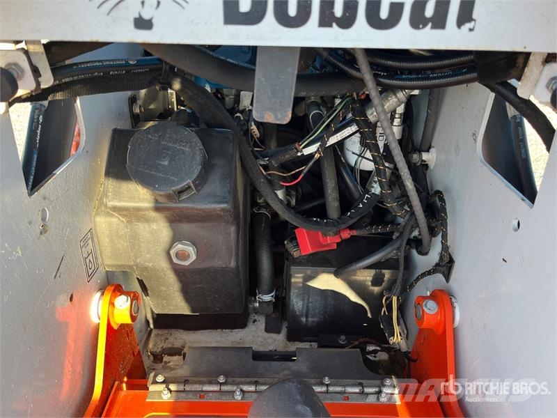 Bobcat MT85 Skid steer mini nakladalci