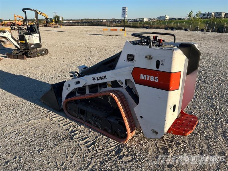 Bobcat MT85 Skid steer mini nakladalci