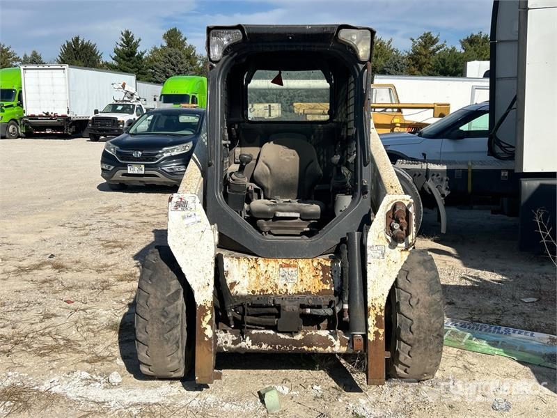 Bobcat S570 Мини-погрузчики