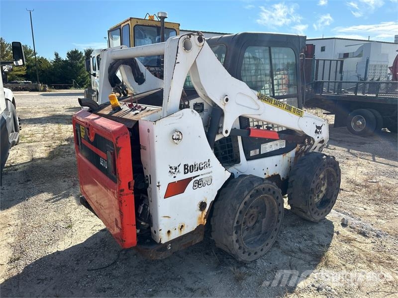 Bobcat S570 Мини-погрузчики